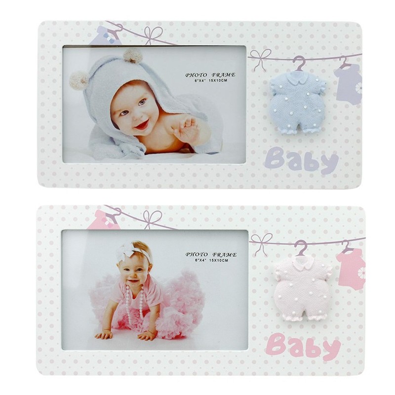 Rama foto Leandrew 10x15, lemn, pentru bebelusi, salopeta in relief Roz - imagine 8
